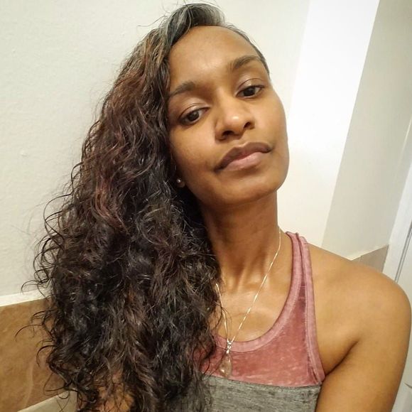 Meet your Posher, Catriona - Picture 1 of 1